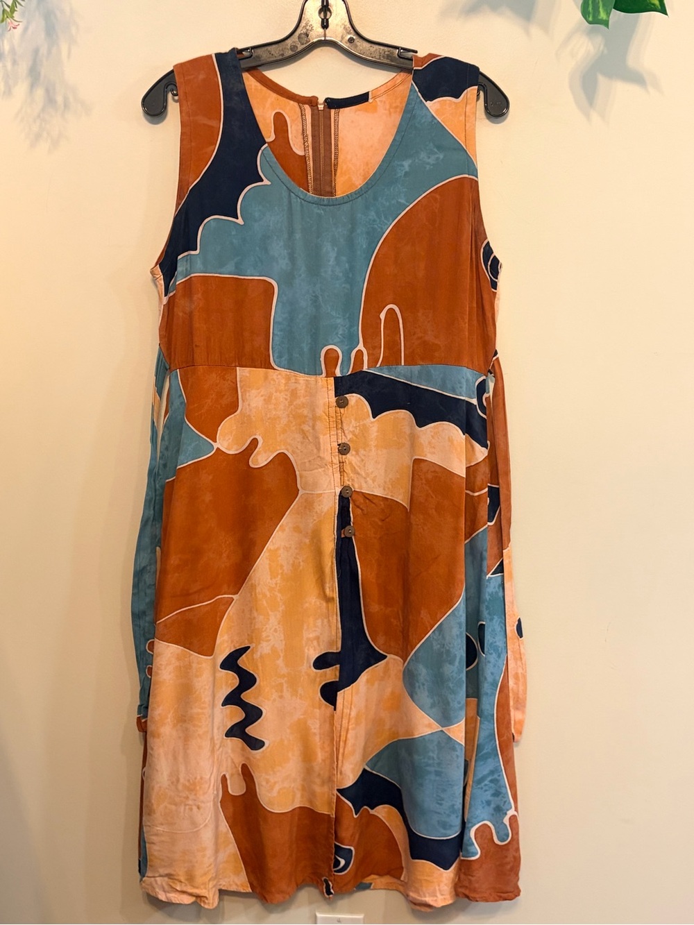Abstract Print Layered Midi Dress | Back Tie | Artsy Boutique Style - Picture 2 of 6